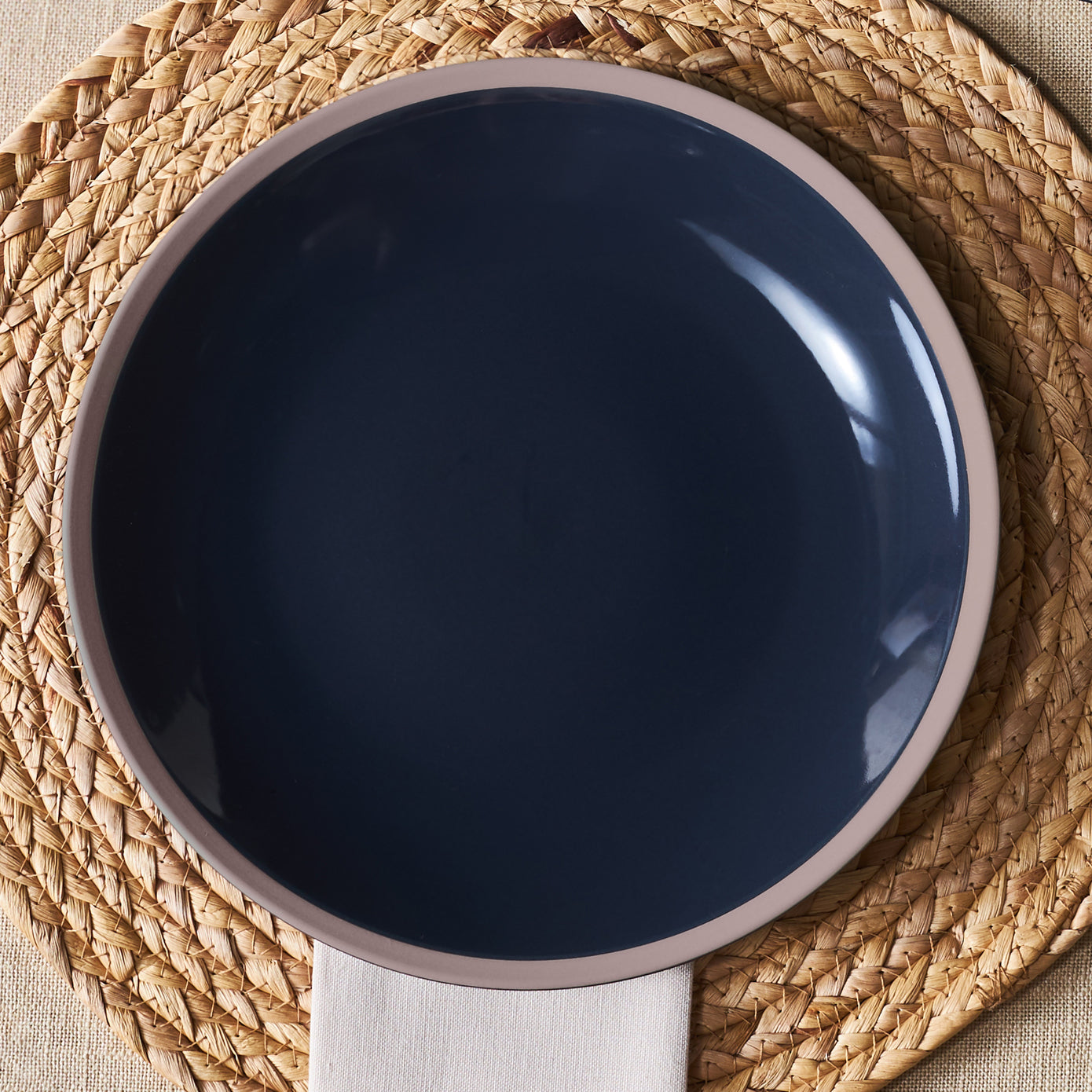 Hamburg 16-Piece Stoneware Dinner Set for 4 People, Navy-Black Multi