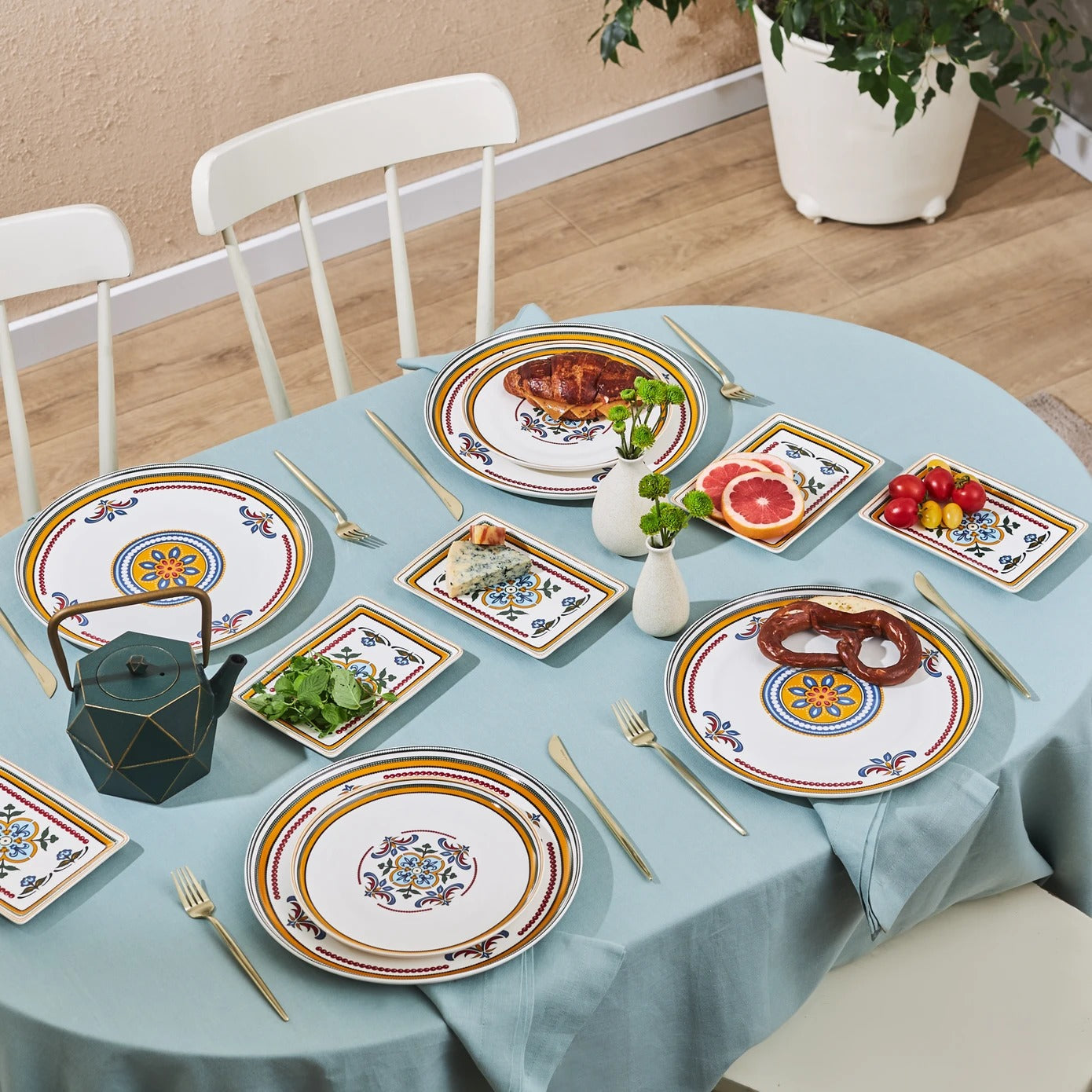 Karaca Positano 18-Piece Bone China Serveware Set for 6 People, Platinum